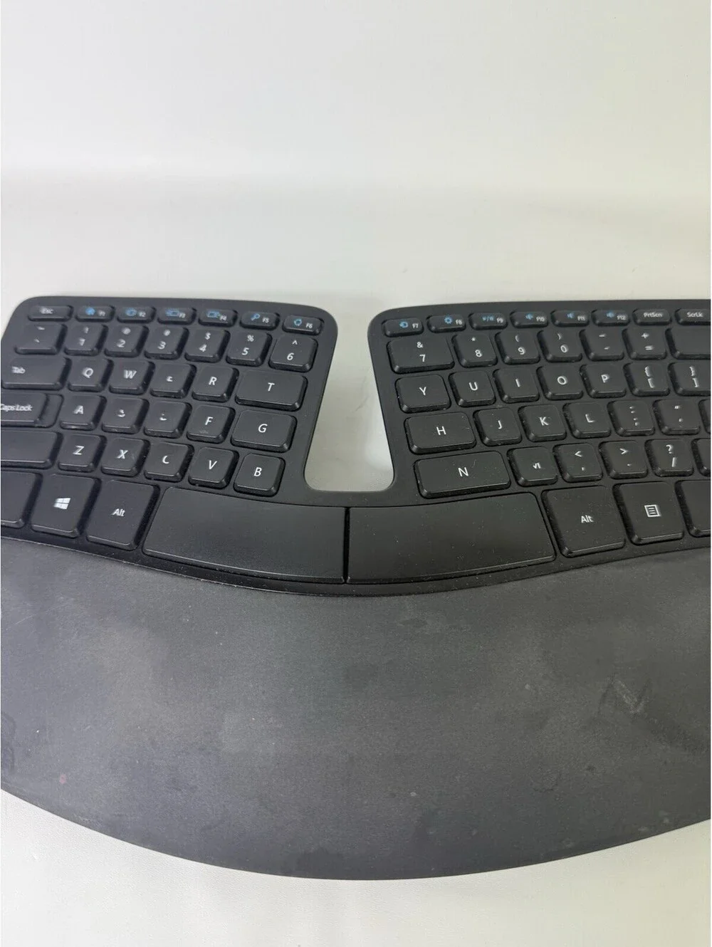 Microsoft 1559 Sculpt Ergonomic Wireless PC Keyboard NO DONGLE